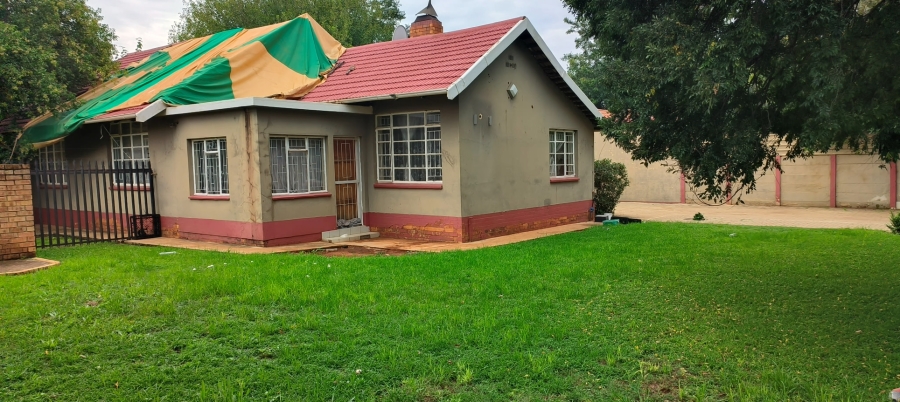 3 Bedroom Property for Sale in Stilfontein North West